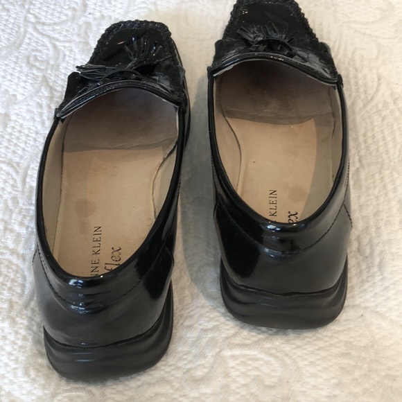 Anne Klein iflex black patent leather loafers - Picture 3 of 4